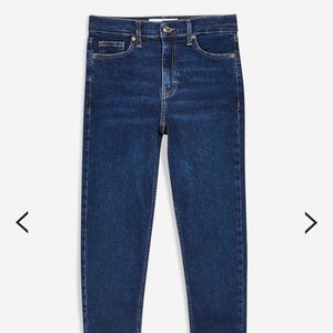 🌸 BNWT TOPSHOP High-Waisted Jeans 🌸